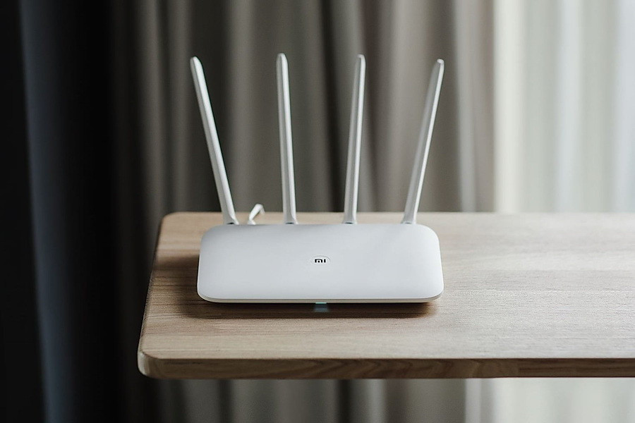 Беспроводной маршрутизатор Xiaomi Mi Router 4c